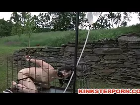 Күлкілі қоштасқан бұталардан жас жастар