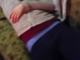 Ол дәрігерге бару үшін барады